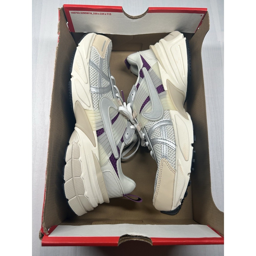 Nike V2K Run Premium Light Bone Viotech Women - Size 11- HF4305 072 - New/No Lid